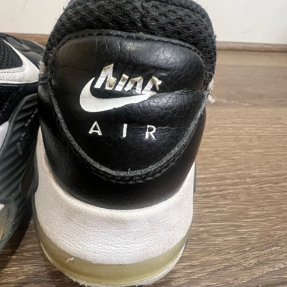 Women's Nike AirMax 90 Black - Picture 8 of 10